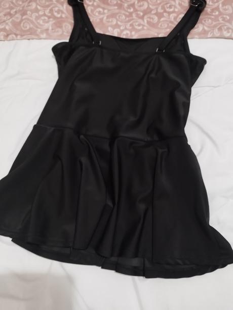 Plavky so sukničkou., l