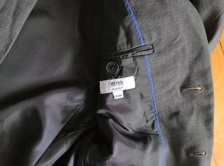 Oblek hugo boss, 116