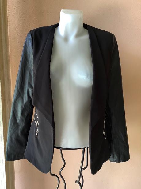 Kabatik, atmosphere,s