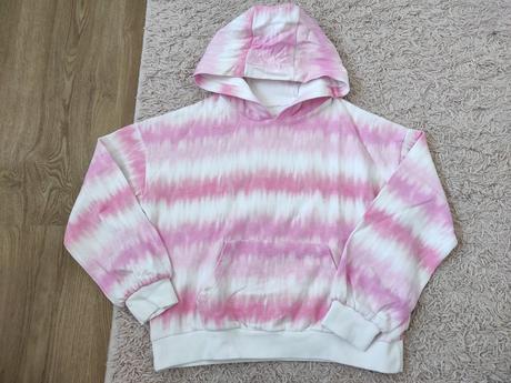 Mikina v 146, f&f,146