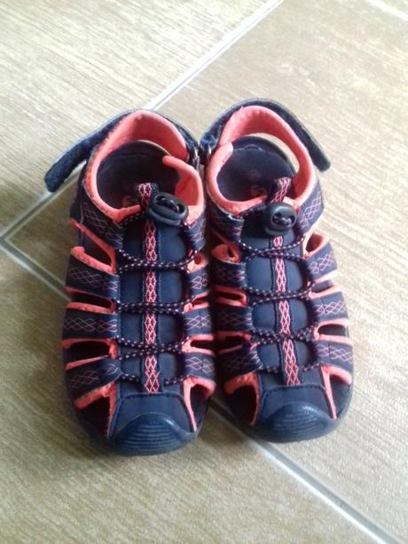 Sportove sandaliky velkost 29, 29