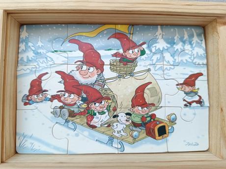 Drevené puzzle s témou mikuláš a škriatkovia,
