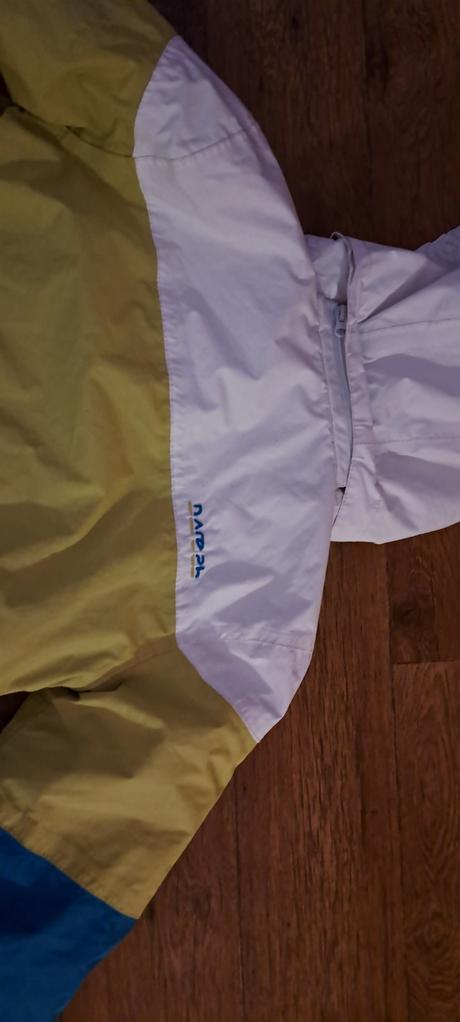 Zimna chlapcenska bunda, 152