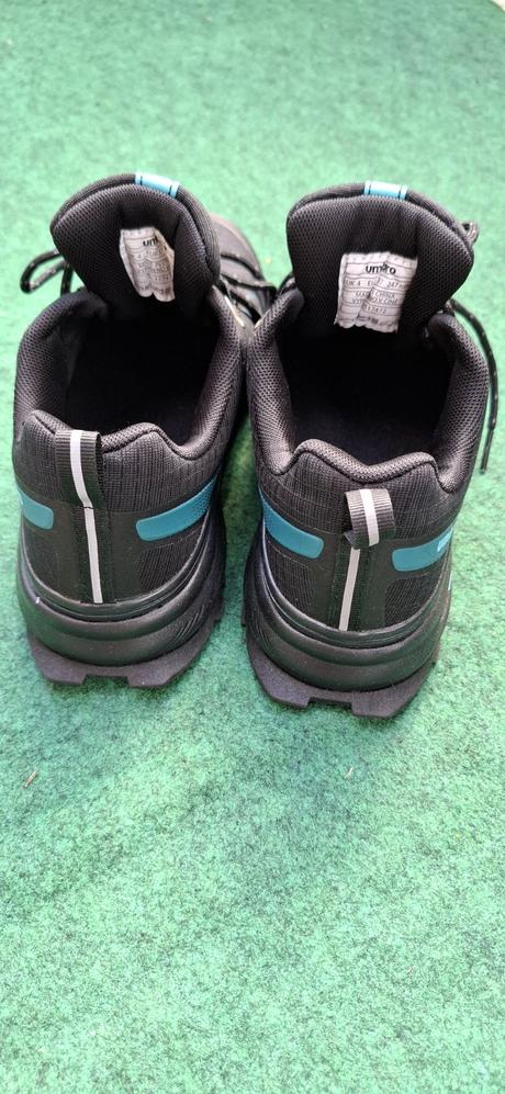 Turisticka obuv umbro, 37
