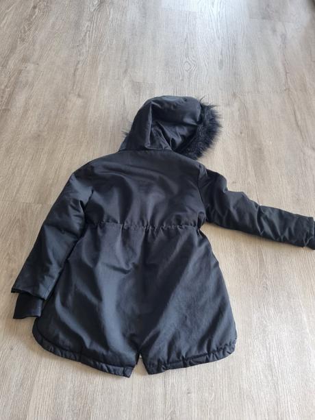 Predám bundu, zara,134