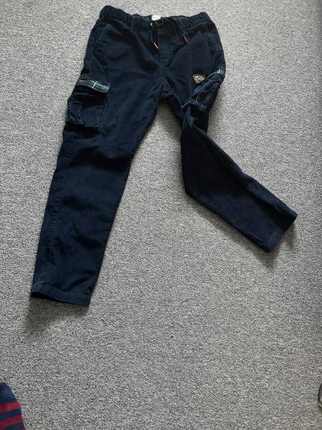 Menčestrákové  nohavice, sergent major,152