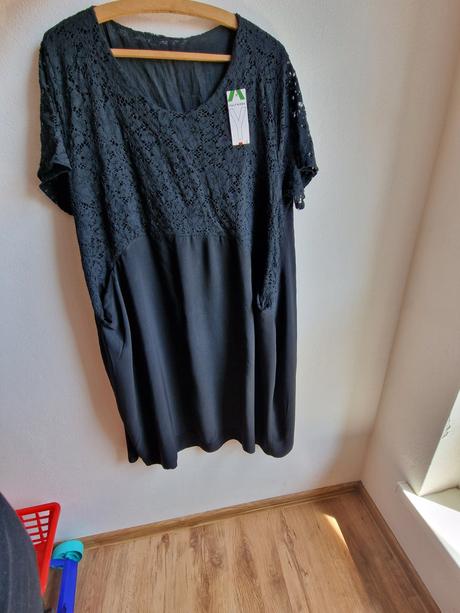 Šaty, 42 / 44 / 46 / 48 / 52