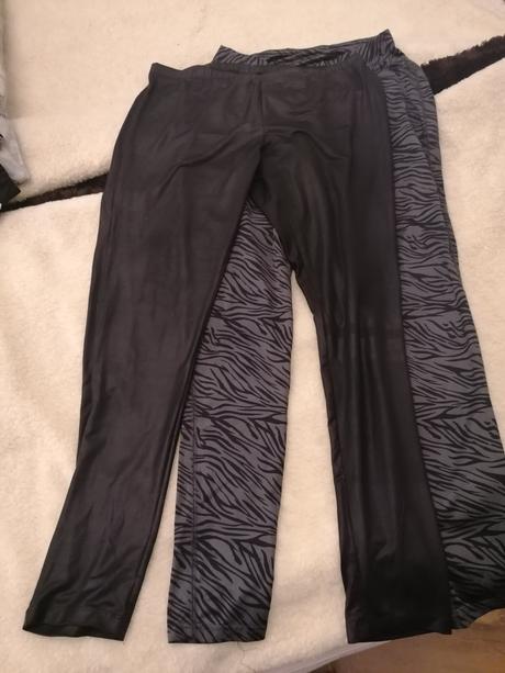 Balík legin a nohavíc veľ. 44 už aj s poštou 7 ks, 44