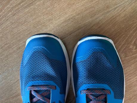 Takmer nenosené tenisky salomon, salomon,39