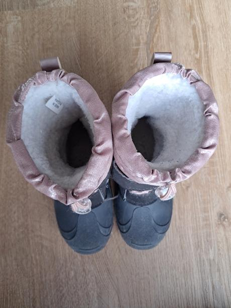 Snehule lurchi fjona, lurchi,28