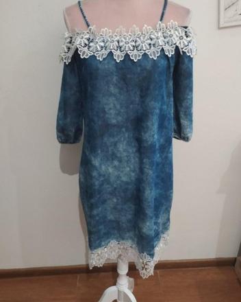 Riflové šaty s krajkou, m