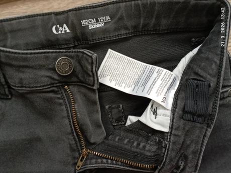 Pekné riflové nohavice (už s poštovným), c&a,152