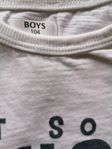 Letné tričká, 104