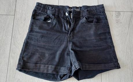 Čierne kraťasy, 152