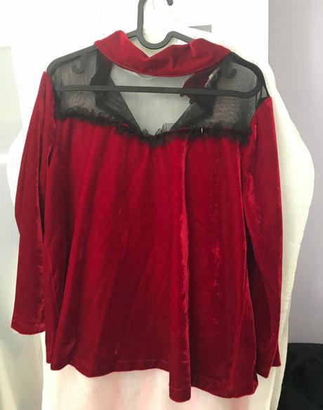 Rinascimento blúzka, xl