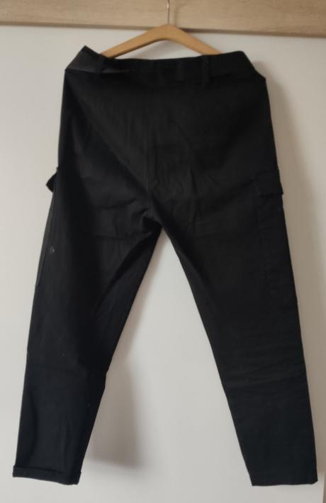 Čierne nohavice, gate,s