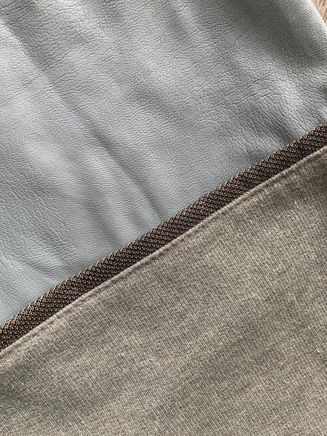 Šaty s kozenkou rinascimento, s