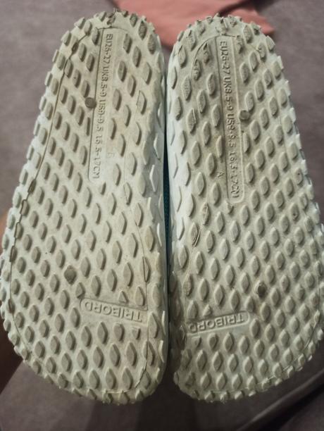 Obuv do vody decathlon, decathlon,27