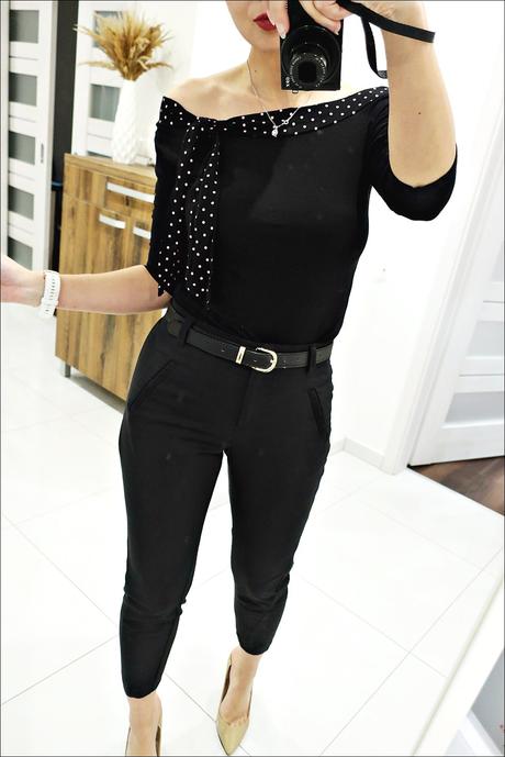 Top s lodickovym vystrihom, s