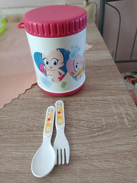 Termoska na jedlo pre detičky, 