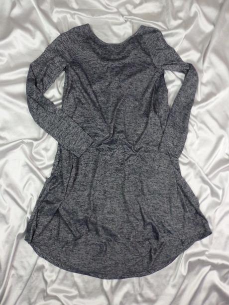 Kvalitné úpletové šaty, xs