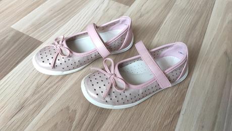 Dievčenské balerínky, 28