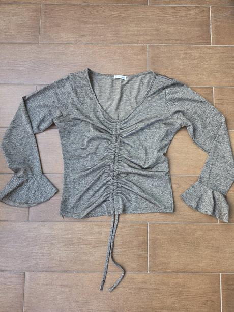 V - tričko elegantné, s