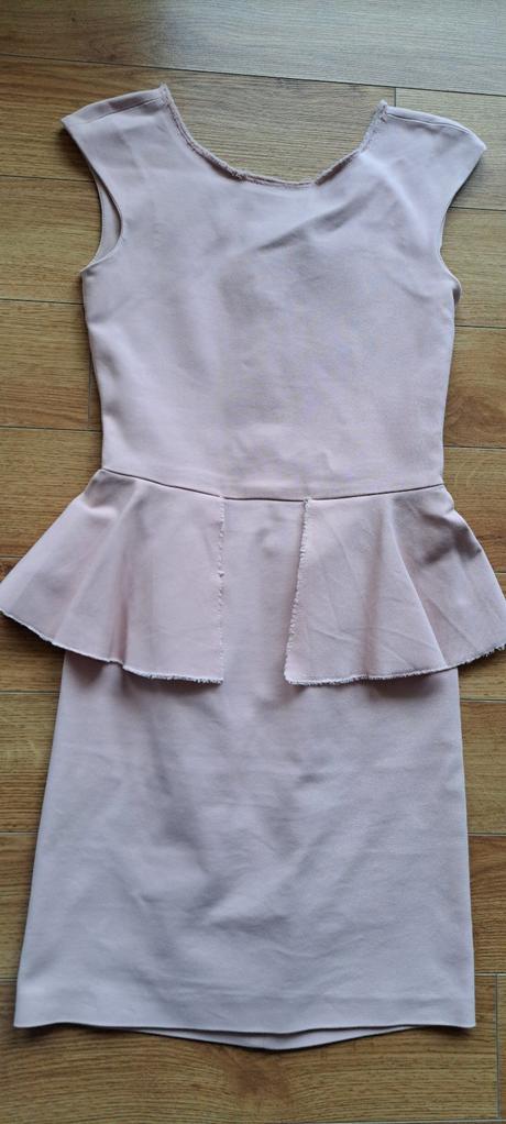 Peplum saty priliehave, zara,xs