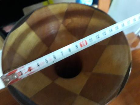 Krasna stara drevena vysoka vaza "socialisticka", 