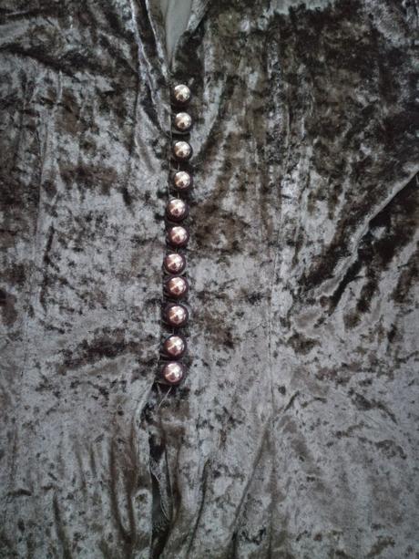 Čierne zamatové sako, 40