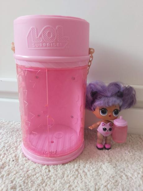 Predám bábiky lol,