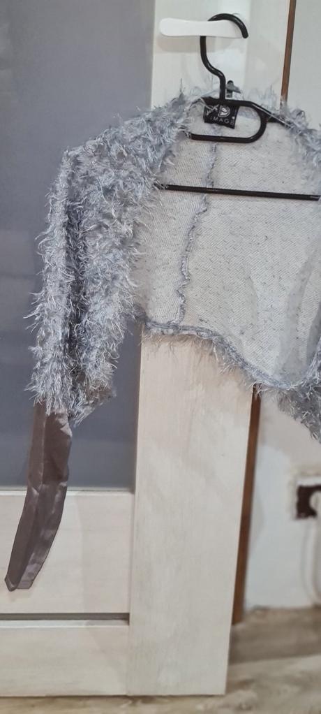 Bolerko spoločenské, s