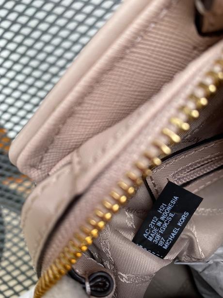 Bledoruzova kožená michael kors, michael kors