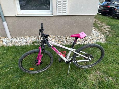 Dievčenský bicykel, ghost,24