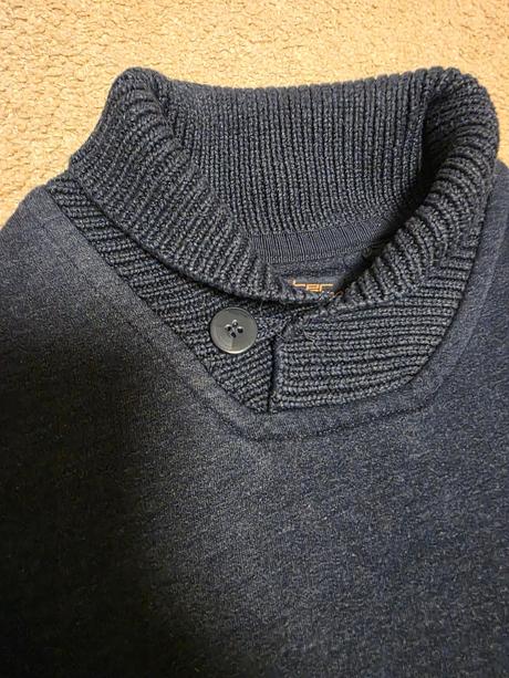 Sveter 146/152, chapter young,146