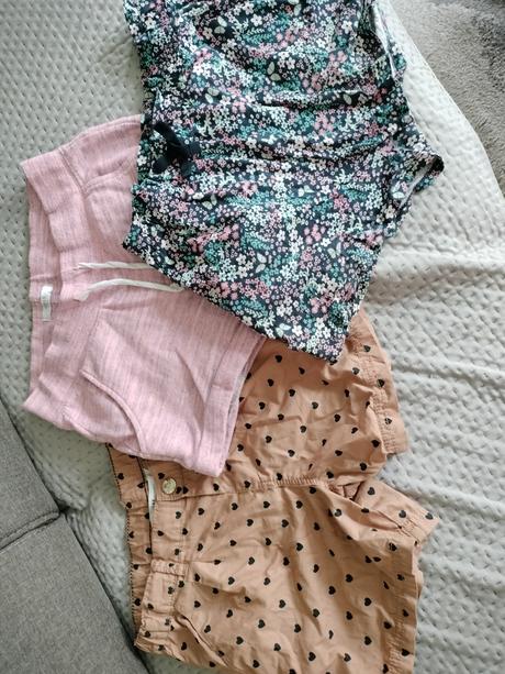 Kraťasy, h&m,134