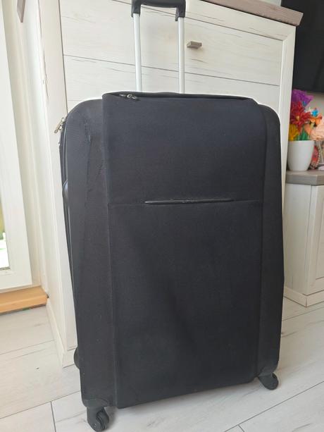 Veľký kufor, samsonite