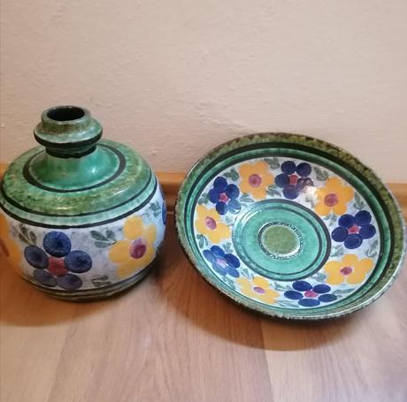 Keramická váza a tanier,