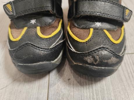 Zimne topanky crossroad, 27