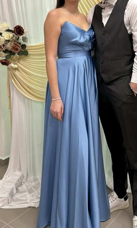 Krásne plesové šaty veľkosť m, m