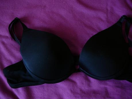 Dievcenska podprsenka, 152