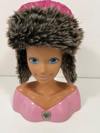 Štýlová a extra teplá ušianka v žiarivej ružove, 140