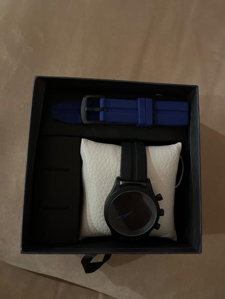 Panske hodinky, reserved