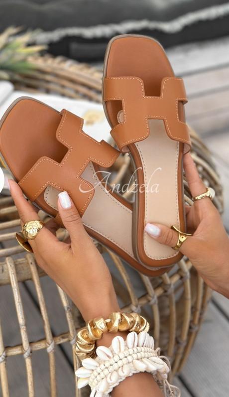 Camel hnedé šľapky, 40