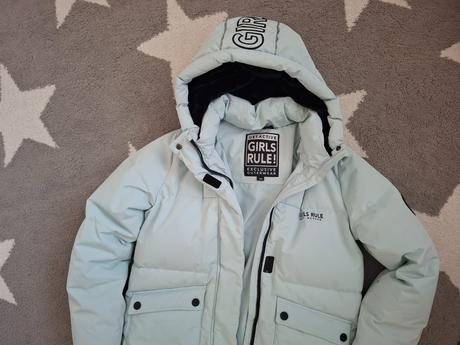 Tepla bunda, c&a,158