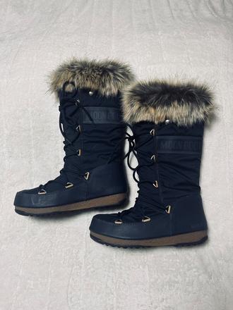 Tmavomodré vyššie snehule zn. moon boot, 40