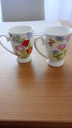 Porcelánové hrnčeky,
