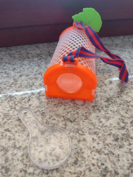 Nádoba na chytanie a pozorovanie hmyzu, 