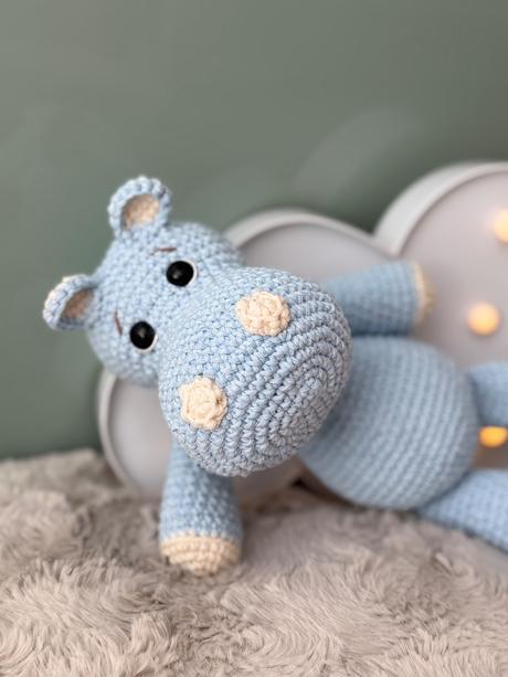 Hačkovaný hrošík, 