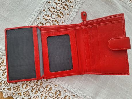 Dámska peňaženka, lara bags